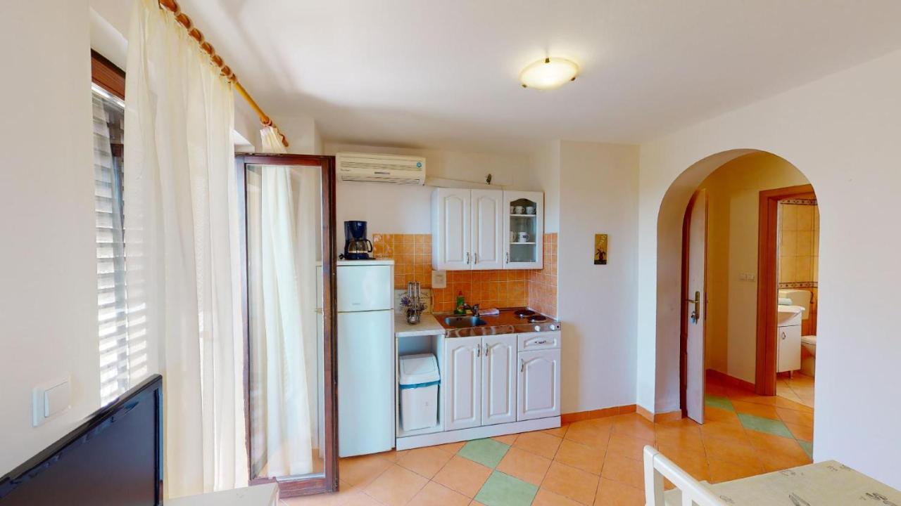 Casa Del Sol Bed&Breakfast Sukošan Exterior foto