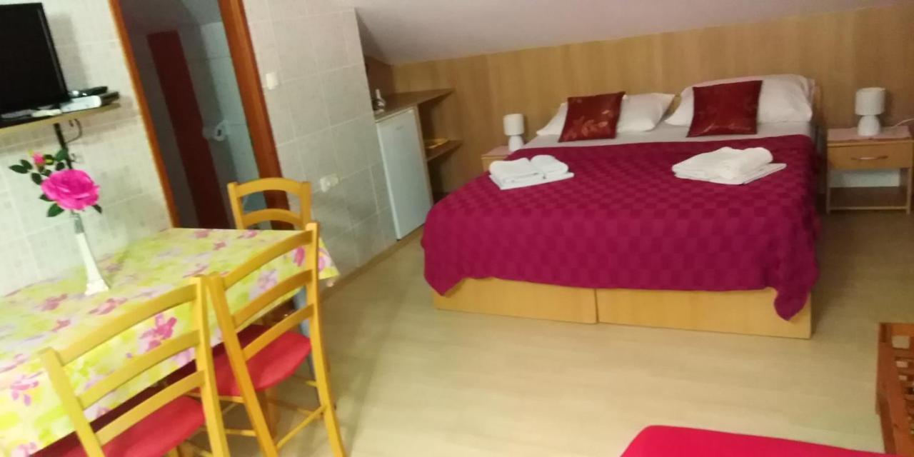 Casa Del Sol Bed&Breakfast Sukošan Exterior foto