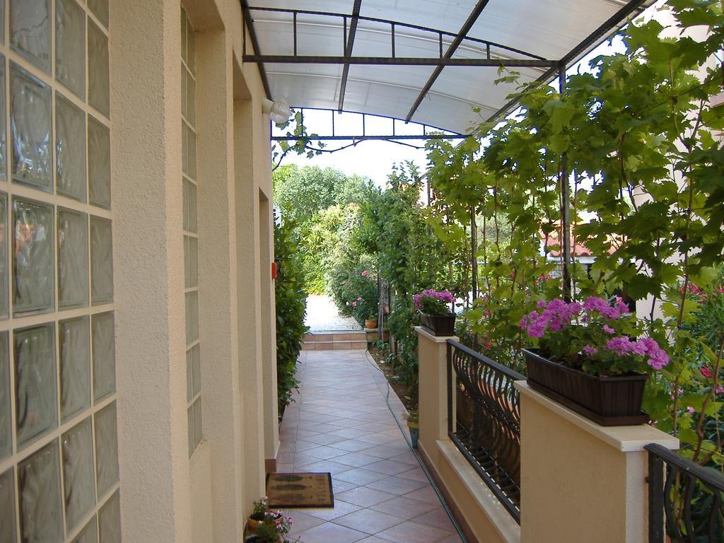 Casa Del Sol Bed&Breakfast Sukošan Exterior foto