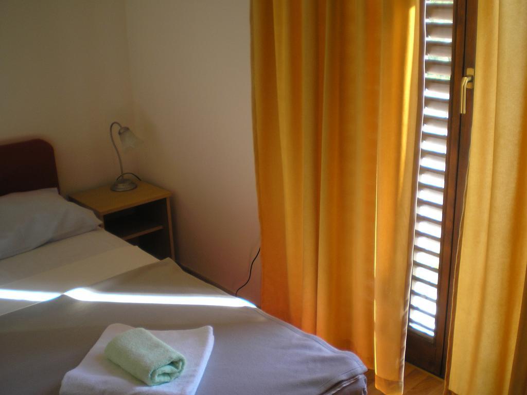Casa Del Sol Bed&Breakfast Sukošan Zimmer foto